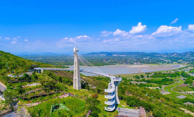 崗山之眼-天空廊道