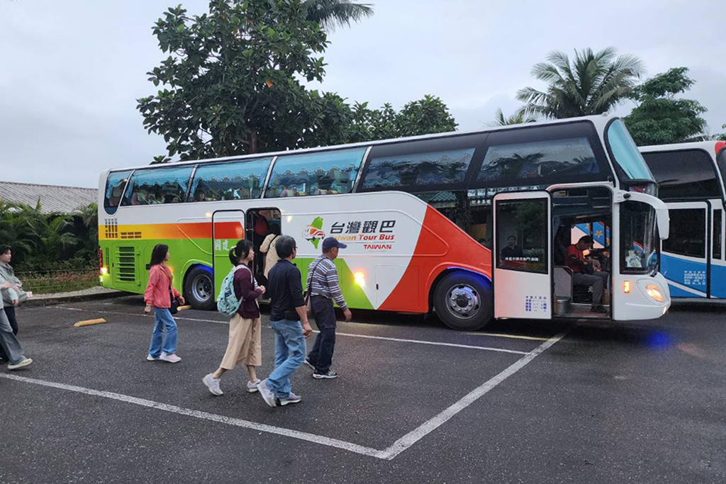 台灣觀巴